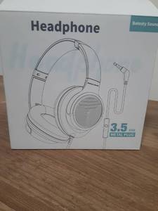 lot 709 image: Botesty Sound Wired Headphones - Lilac Purple - Retail $25