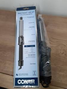 lot 716 image: Conair Instant Heat 34 inch Styling Brush - Retail $20