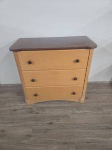 lot 3 image: Three-Drawer Wooden Chest with Two-Tone Finish