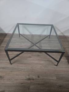 lot 17 image: Modern Geometric Glass Coffee Table