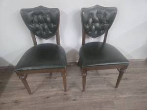 lot 31 image: Tufted Green Leather Dining Chairs