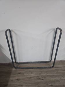 lot 43 image: Metal log holder