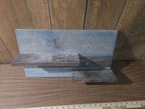 lot 100 image: Small rustic Wooden wall shelf