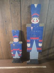 lot 113 image: Hand-Painted Wooden Toy Soldiers
