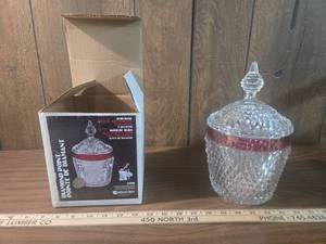lot 128 image: Indiana Glass Diamond Point Ruby Band Candy Dish