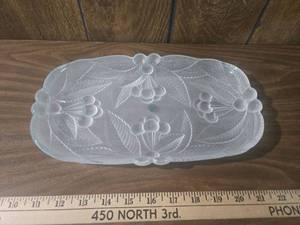 lot 132 image: Frosted Glass Cherry Pattern Serving Plate