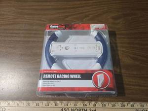 lot 160 image: GameStop Remote Racing Wheel for Nintendo Wii