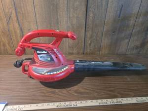 lot 244 image: Homelite 2-Speed Blower Vac