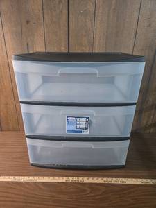 lot 252 image: Sterilite 3-Drawer Storage Cart