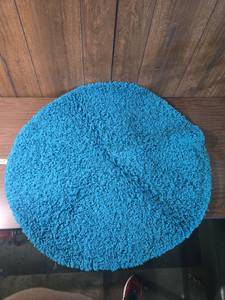 lot 265 image: Turquoise Solo Solid Shag Round Area Rug