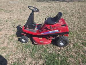 Craftsman 13.5HP Riding Lawn Mower runs and works as should