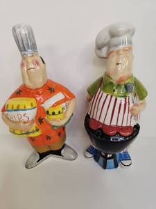 lot 141 image: Chef Salt and Pepper Shaker Set