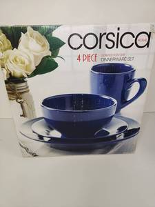 lot 158 image: Corsica Home 4 Piece Blue Dinnerware Set