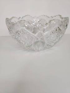 lot 164 image: Pressed Glass Bowl with Star Pattern