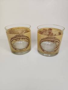 lot 175 image: Currier & Ives Seasonal Glass Tumblers