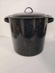 lot 180 image: Black Speckled Enamel Stock Pot with Steamer Insert