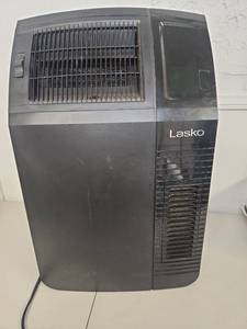 lot 184 image: Lasko CC24920 Ceramic Space Heater