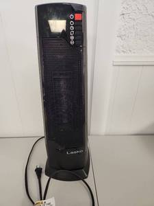lot 188 image: Lasko CT22835 Tower Space Heater