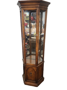 lot 230 image: Traditional Wood and Glass Curio Display Cabinet