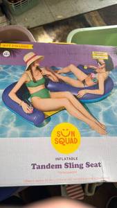 lot 42382 image: Sun Squad Tandem Inflatable Pool Sling Seat