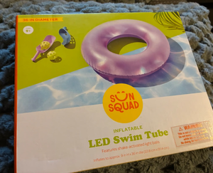 lot 43219 image: Sun Squad LED Swim Tube