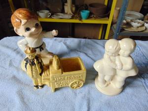 lot 2689 image: Selection of Planters