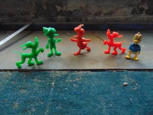 lot 2727 image: Vintage Disney Figurines