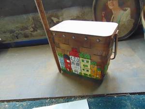 lot 2735 image: Basket - Signed - - -