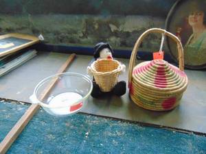 lot 2736 image: Weaved Basket - Pyrex Baking Dish and More