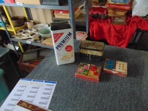 lot 2782 image: Metal Tins - Zinc Jar Lids and Playing cards