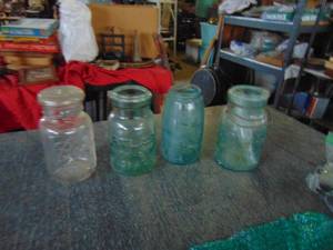 lot 2783 image: Selection of Vintage Jars