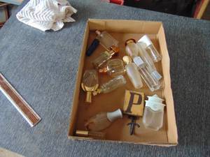 lot 2785 image: Selection of Perfume Bottles