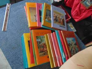 lot 2786 image: Large Selection of Panorama Slide Books -