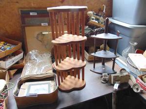 lot 2787 image: Pair of Corner what not shelves