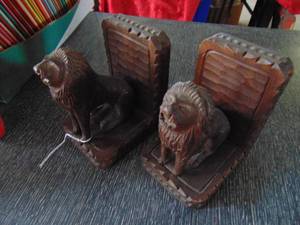 lot 2799 image: Pair of Carved Bookends