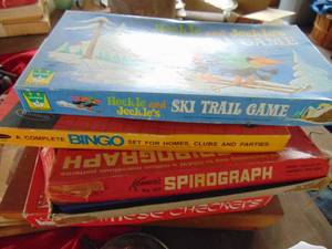 lot 2808 image: Selection of Vintage Table Games