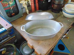 lot 3123 image: 18 12 Aluminum Roasting Pan