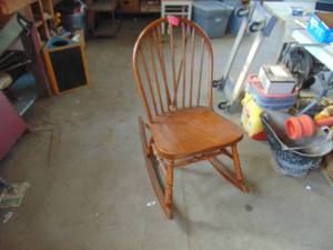 lot 3134 image: Small Hardwood Rocker