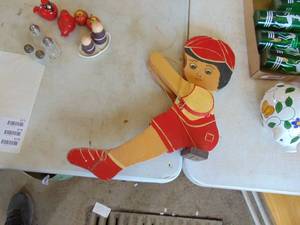 lot 3171 image: Folk Art Swinging Lady