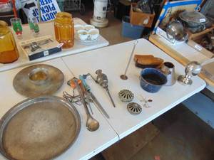 lot 3179 image: Incense Burners - Silver Plate - Valve Grinder and More