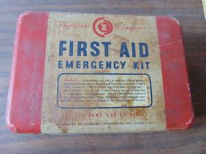 lot 3247 image: First Aid Tin