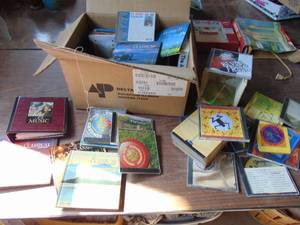 lot 3250 image: CD-DVDs Music Selection