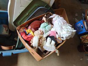 lot 3259 image: Large Selection of Dolls