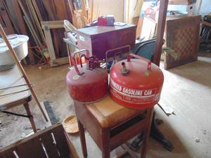 lot 3260 image: Metal Gas and Safety Can