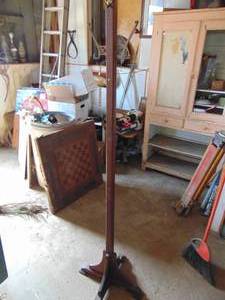lot 3261 image: Coat Rack - Hall Tree