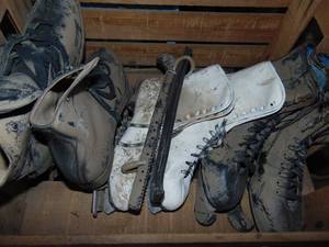 lot 3267 image: Crate with Ice Skates