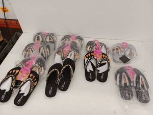 lot 26493 image: Pedi Couture Pedicure Flip Flops - Lot of 11