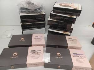 lot 26502 image: Lot of 10 Toni Brattin Wigs and 4 Calista Triangle Hair Tools