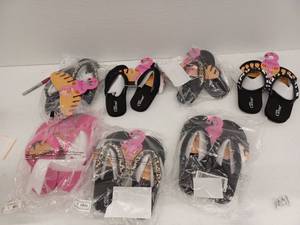lot 26544 image: Pedi Couture Pedicure Sandals Lot of 7