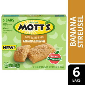 lot 9101 image: Motts Soft Baked Banana Steusel Bars - 5.76oz7ct